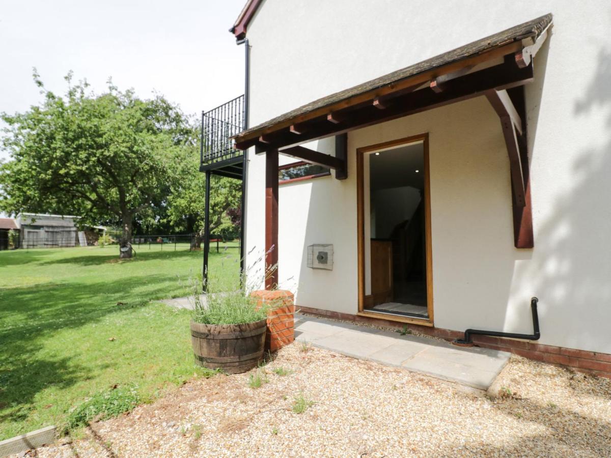 Hillcroft Villa Kenilworth Exterior photo